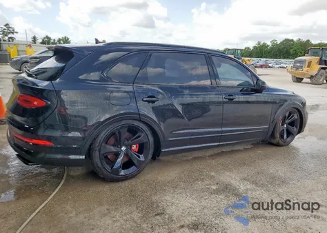 2023 Bentley Bentayga from USA, damaged, VIN SJAHT2ZVXPC017998